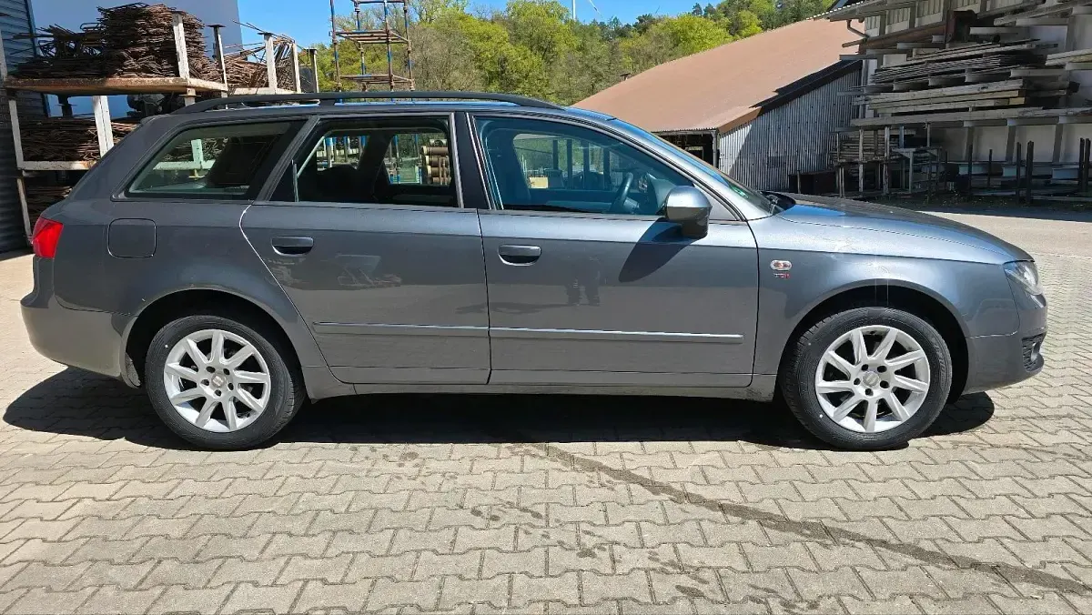 Usado Seat Exeo 143 HP (105 kW) 2013 Prateado Carrinha