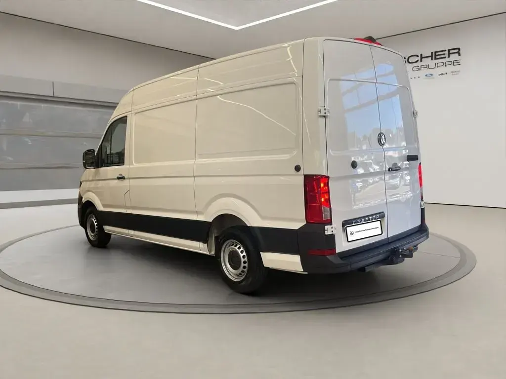 Gebraucht VW Crafter 140 PS (102 kW) 2025 Candyweiß Van