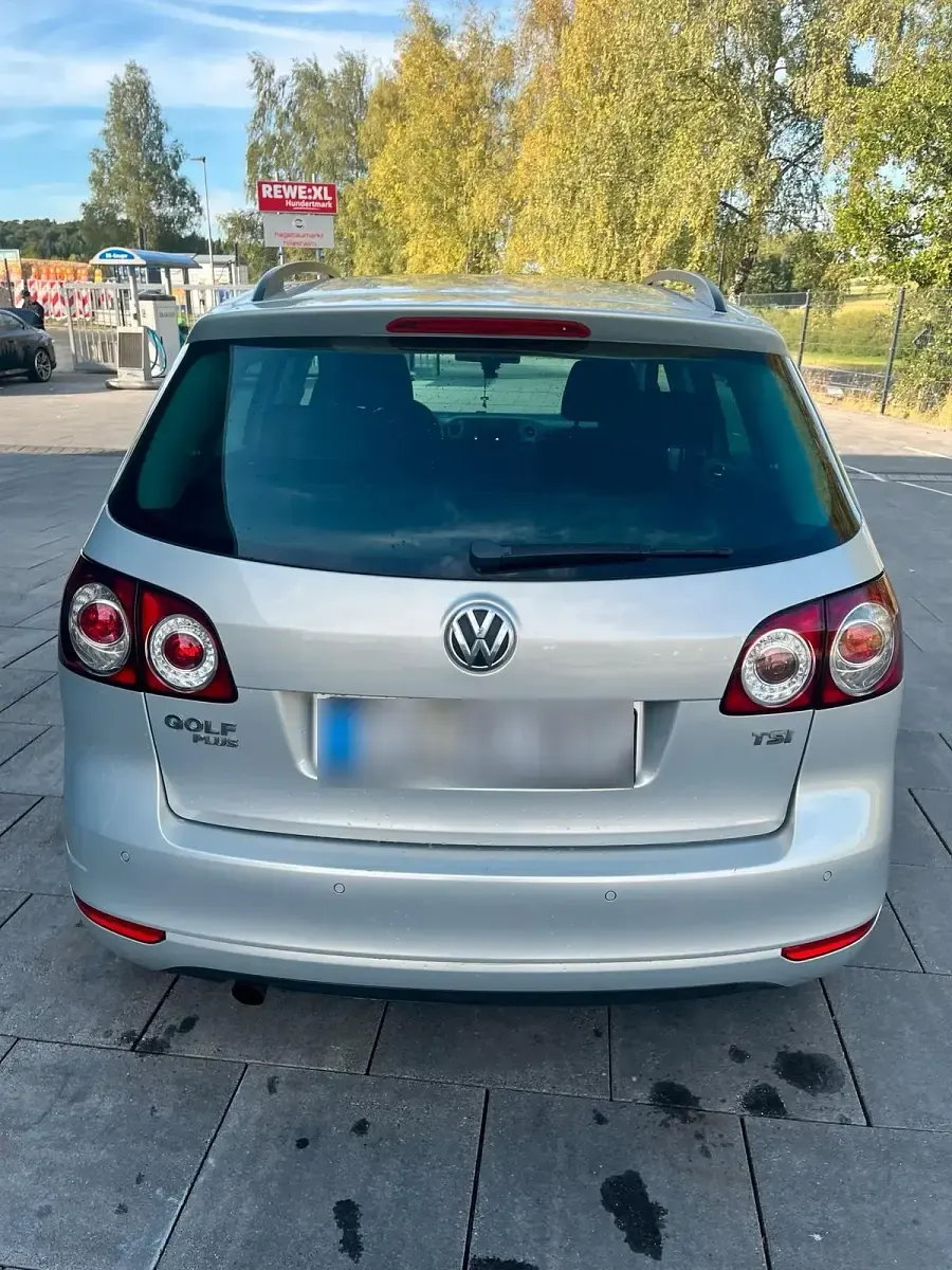 Gebraucht VW Golf VI 105 PS (77 kW) 2012 Silber Limousine