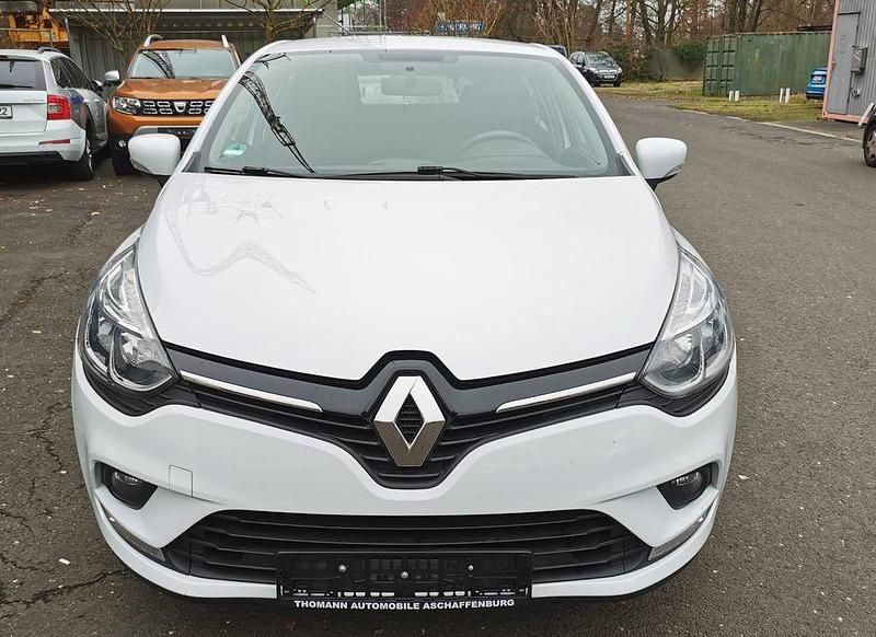 Gebraucht Renault Clio IV 90 PS (66 kW) 2017 Weiß Limousine