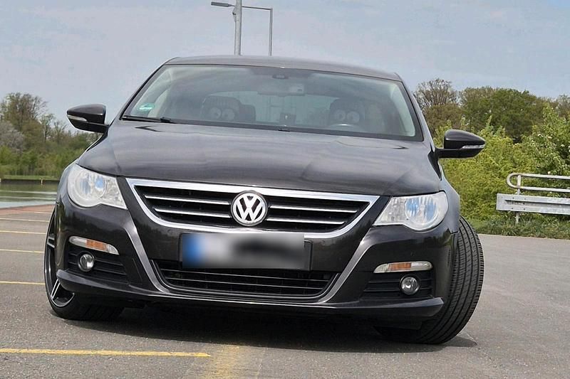 Usata VW Passat 140 CV (102 kW) 2010 Marrone Coupé