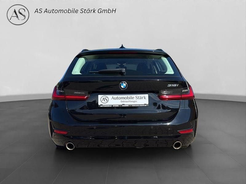 Gebraucht BMW 318 Advantage 156 PS (114 kW) 2022 Schwarz Kombi