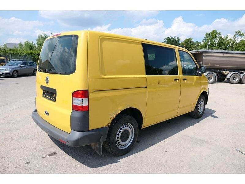 Gebraucht VW Transporter 84 PS (61 kW) 2011 Ginstergelb r1032 Van