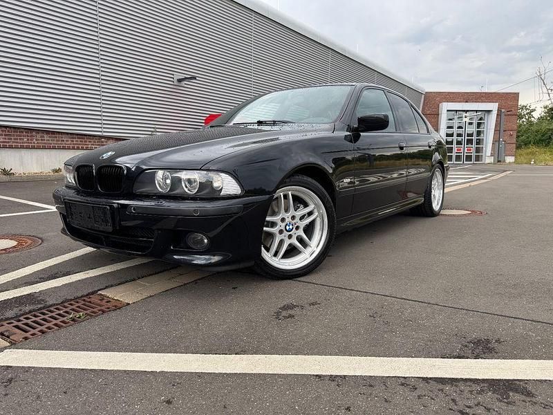 Schwarz Gebraucht 2002 BMW 535 M Sport Limousine | 17.900 € - Bild 1/4