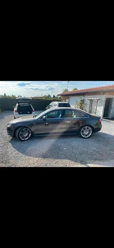 Schwarz Gebraucht 2010 Audi A4 S-Line Limousine | 7.650 € (Fairer Preis) - Bild 1/4