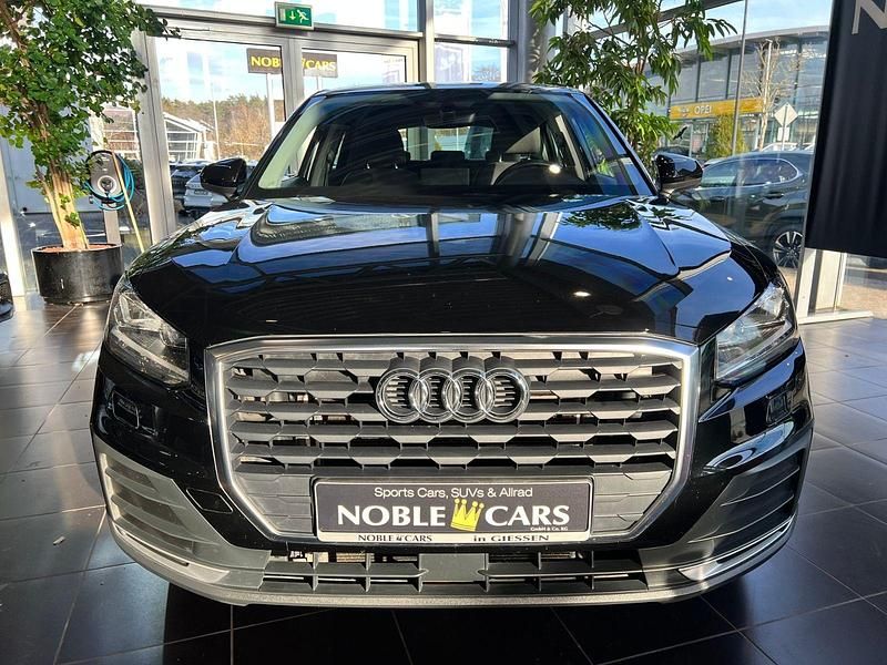 Gebraucht Audi Q2 Design 150 PS (110 kW) 2017 Brillantschwarz SUV