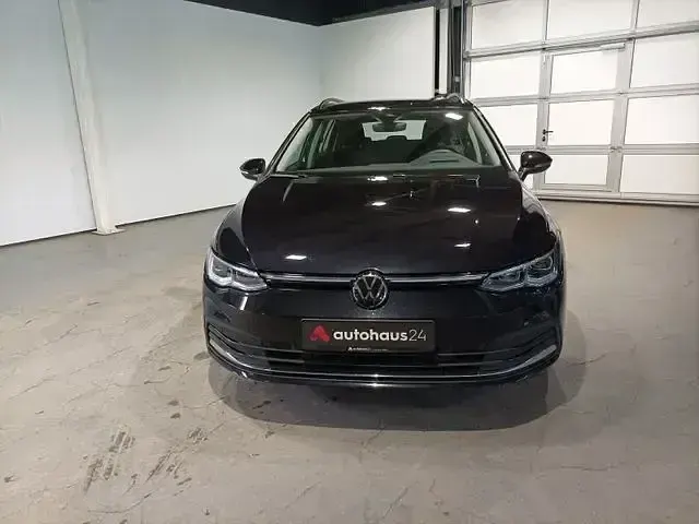 Gebraucht VW Golf VIII Style 150 PS (110 kW) 2024 Schwarz Kombi