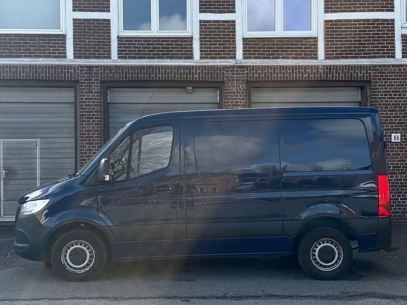 Gebraucht Mercedes Sprinter 143 PS (105 kW) 2020 Blau Van