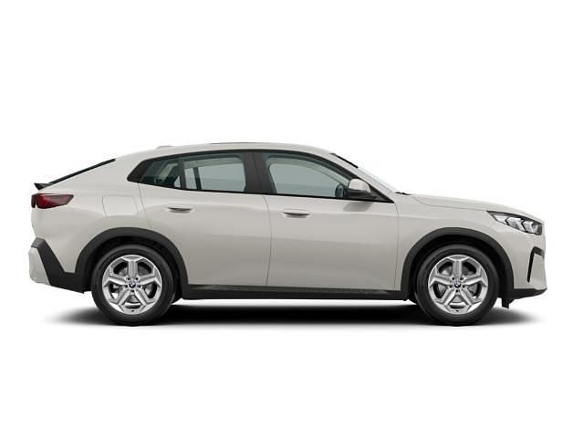 Neu BMW iX2 Sport Line 150 kW (204 PS) 2026 Grau SUV