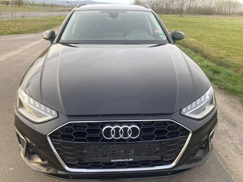 Gebraucht Audi A4 S-Line 163 PS (119 kW) 2021 Schwarz Kombi