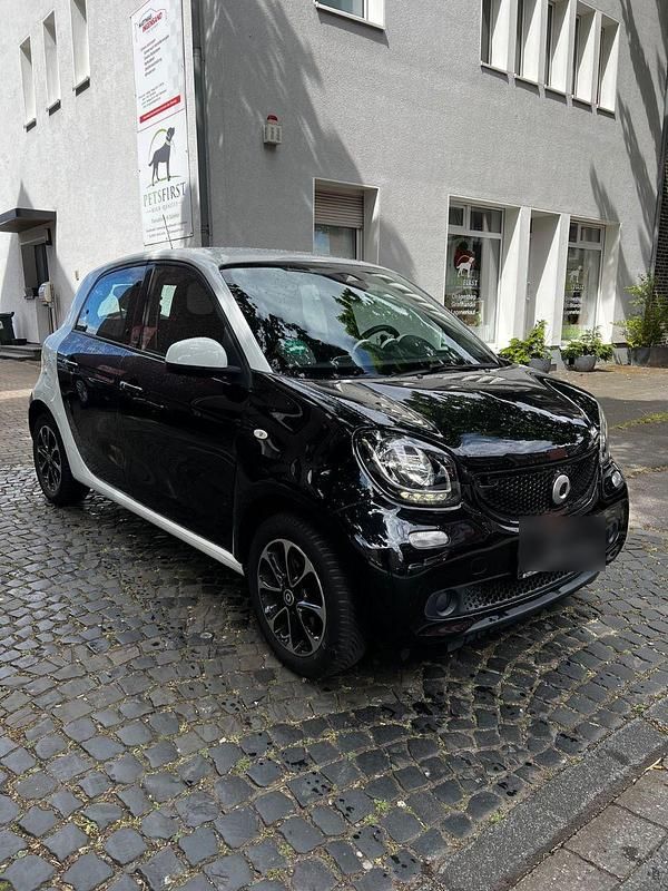 Schwarz Gebraucht 2014 Smart ForFour Kleinwagen | 5.990 € (Fairer Preis) - Bild 1/4
