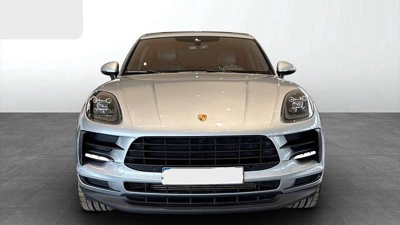 Gebraucht Porsche Macan 245 PS (180 kW) 2021 Dolomitsilber SUV