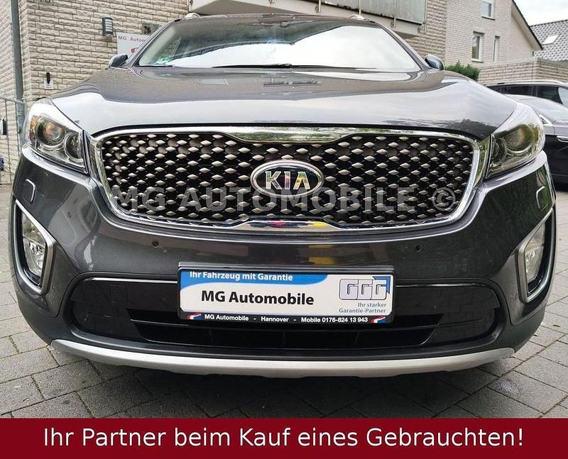 Gebraucht Kia Sorento Spirit 200 PS (147 kW) 2016 Grau SUV