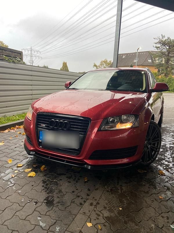 Rot Gebraucht 2009 Audi A3 Sportback Kombi | 4.100 € (Superpreis) - Bild 1/4