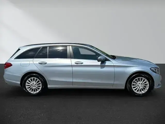 Gebraucht Mercedes C250 211 PS (155 kW) 2017 Silber Kombi