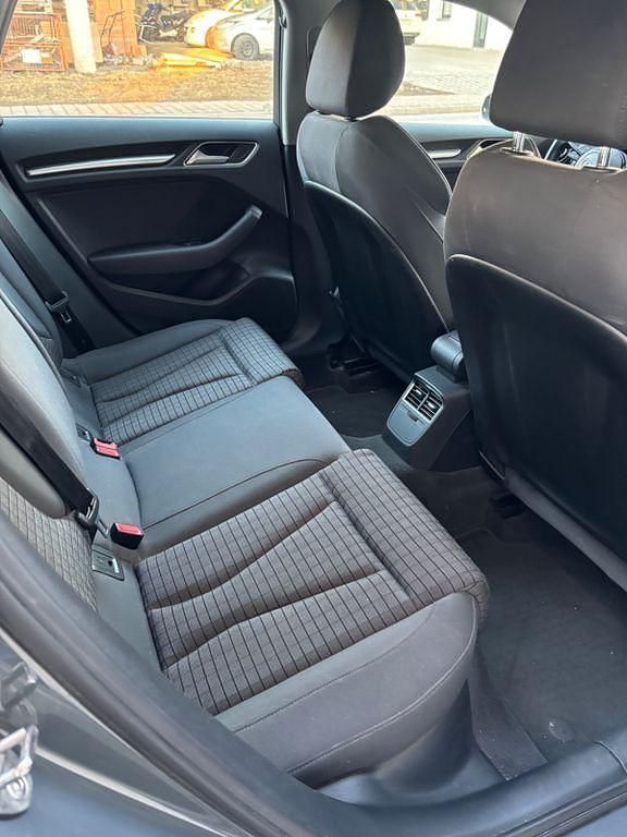 Gebraucht Audi A3 Design 150 PS (110 kW) 2016 Grau Limousine