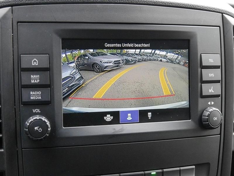 Gebraucht Mercedes Vito Edition 237 PS (174 kW) 2023 Silber Van