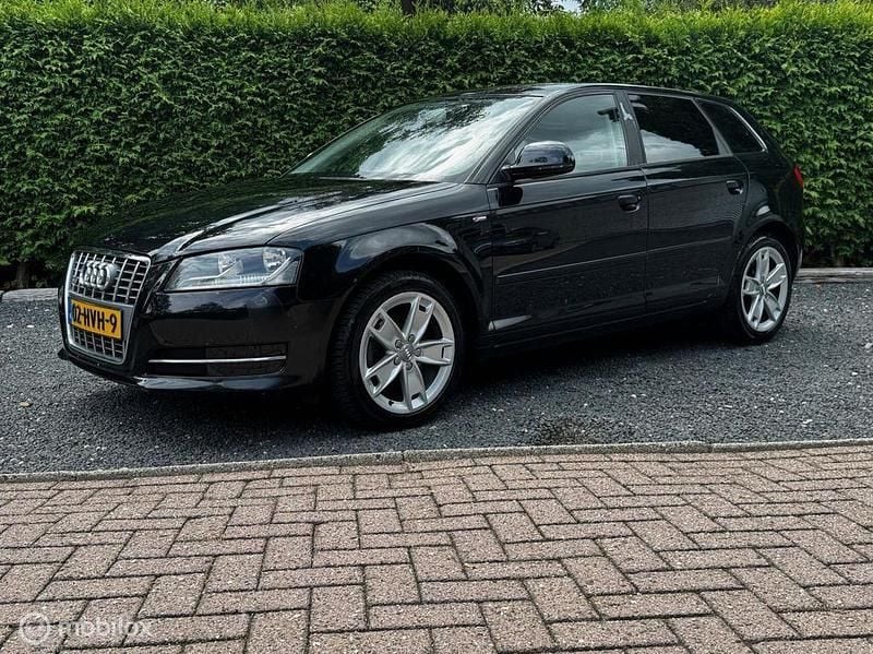 Schwarz Gebraucht 2009 Audi A3 Sportback Limousine | 2.950 € (Superpreis) - Bild 1/4