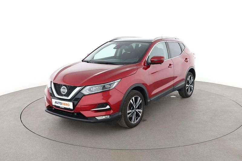 Rot Gebraucht 2018 Nissan Qashqai 360º SUV | 14.870 € (Fairer Preis) - Bild 1/3