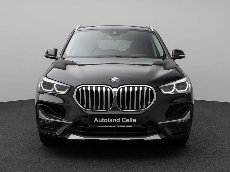 Gebraucht BMW X1 Performance 220 PS (161 kW) 2021 Schwarz 2668schwarz SUV