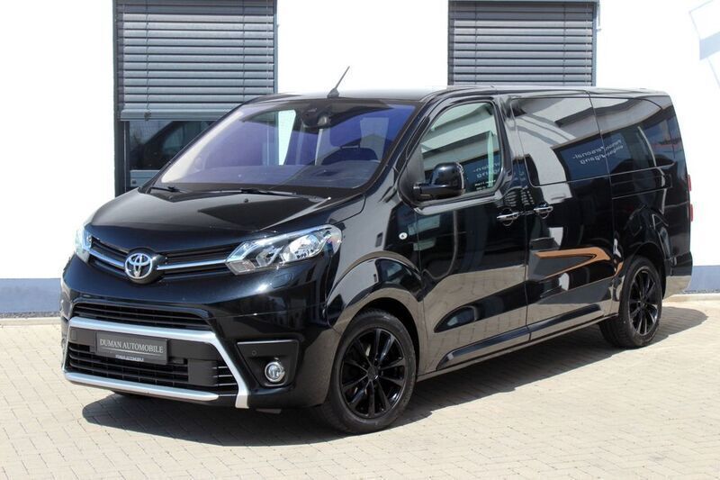 Schwarz Gebraucht 2022 Toyota Proace Verso Kombi | 28.900 € (Guter Preis) - Bild 1/4