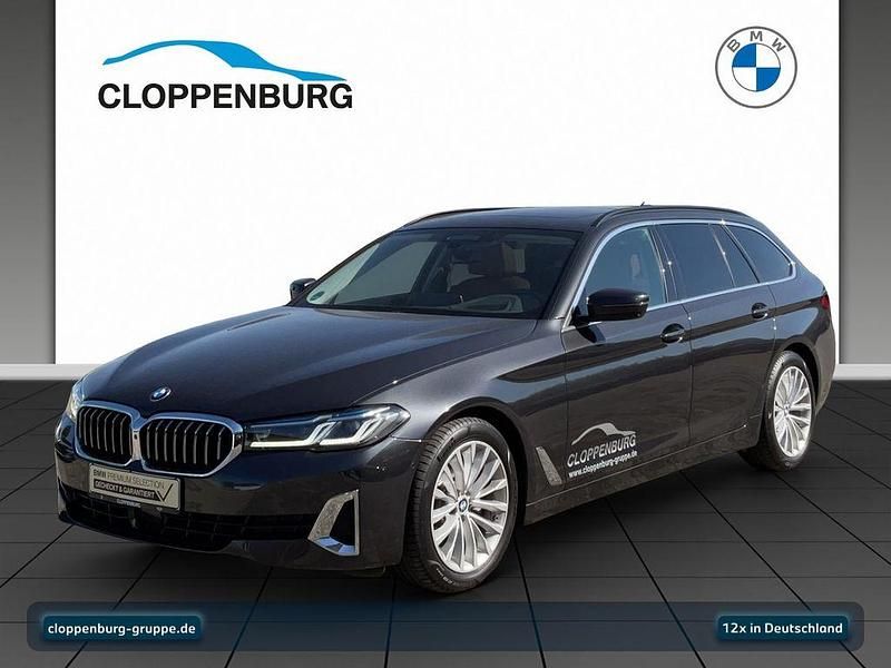 Sophistograu brillanteffekt Gebraucht 2024 BMW 520 Luxury Line Kombi | 42.490 € (Etwas zu teuer) - Bild 1/4