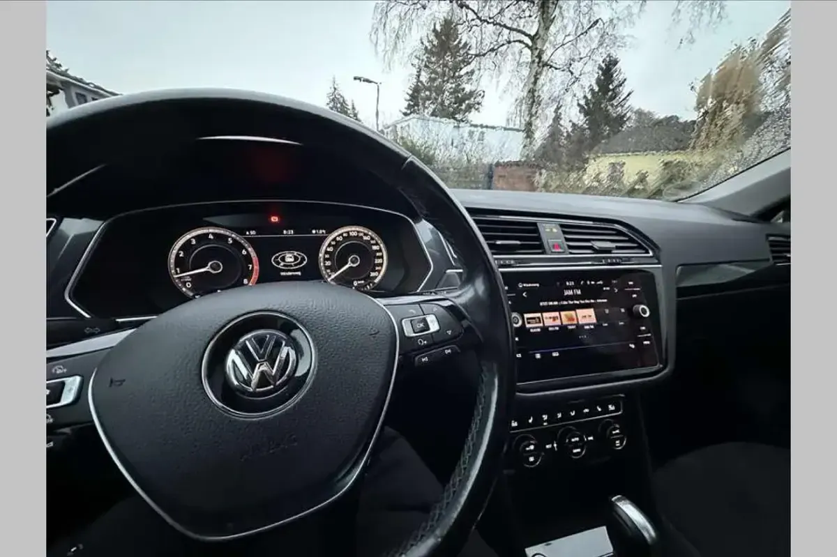 Gebraucht VW Tiguan R-line 150 PS (110 kW) 2017 Schwarz SUV