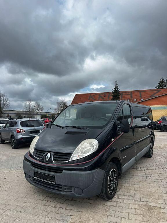 Gebraucht Renault Trafic 114 PS (83 kW) 2012 Schwarz Van / Kleinbus