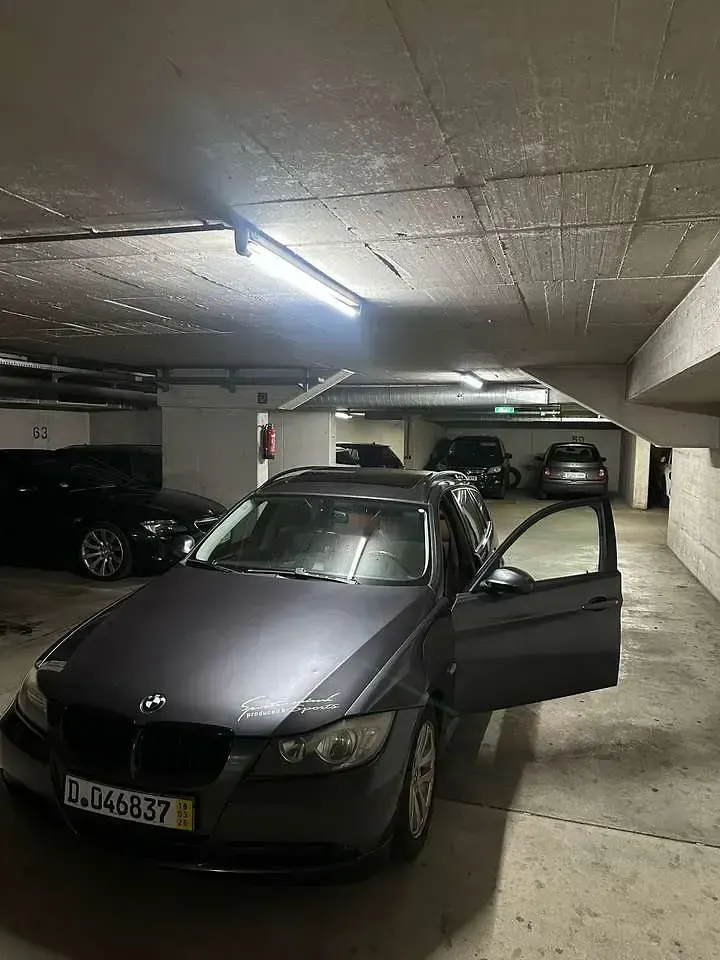 Gebraucht BMW 320 170 PS (125 kW) 2008 Grau Kombi