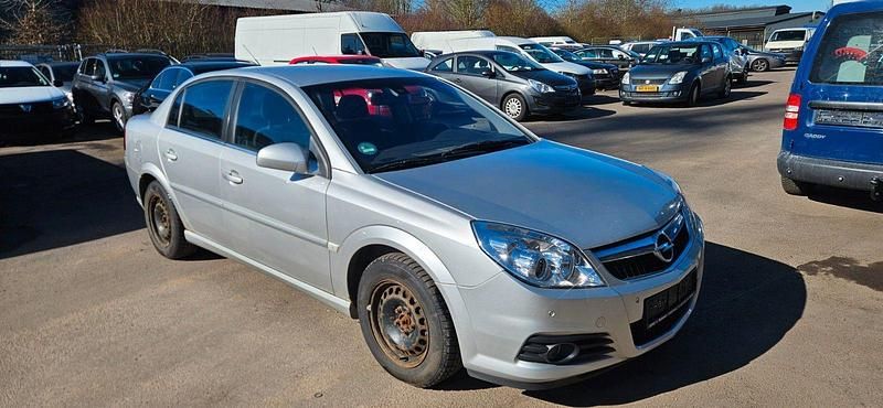 Gebraucht Opel Vectra Edition 122 PS (89 kW) 2006 Silber Limousine