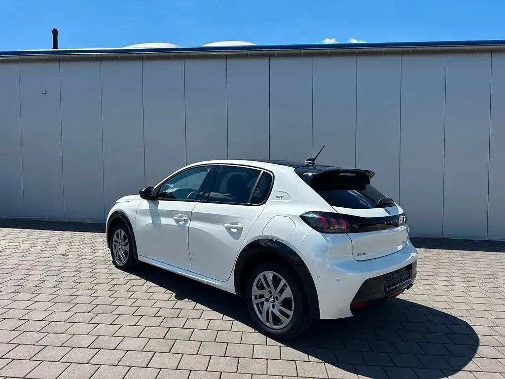 Gebraucht Peugeot 208 GT 101 PS (74 kW) 2022 Weiß Kleinwagen