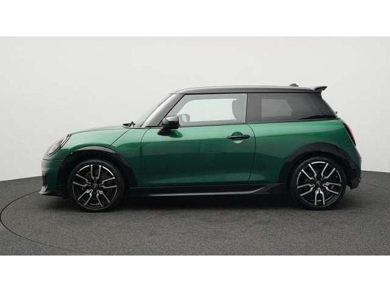 Gebraucht Mini Cooper S 204 PS (150 kW) 2025 British racing green iv Kleinwagen
