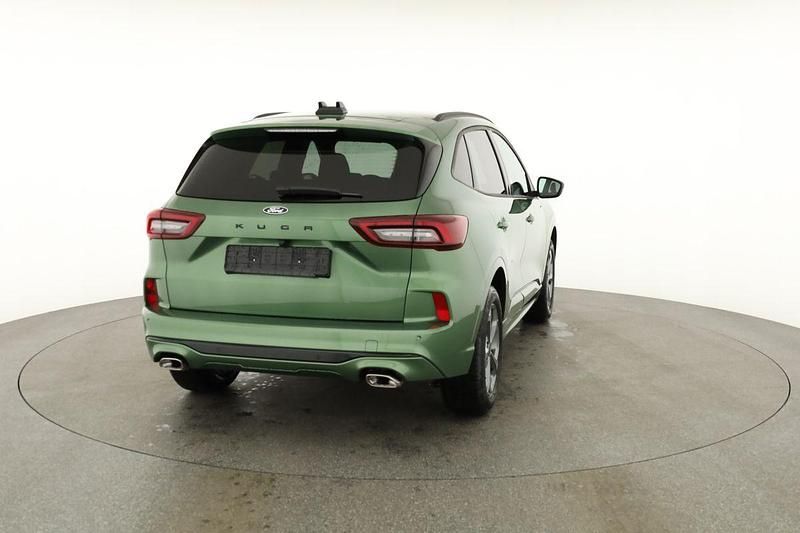 Neu Ford Kuga ST-Line 186 PS (136 kW) 2026 Bursting green SUV