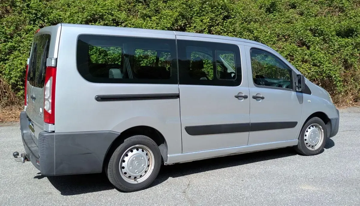 Gebraucht Citroën Jumpy 163 PS (119 kW) 2014 Silber Van / Kleinbus