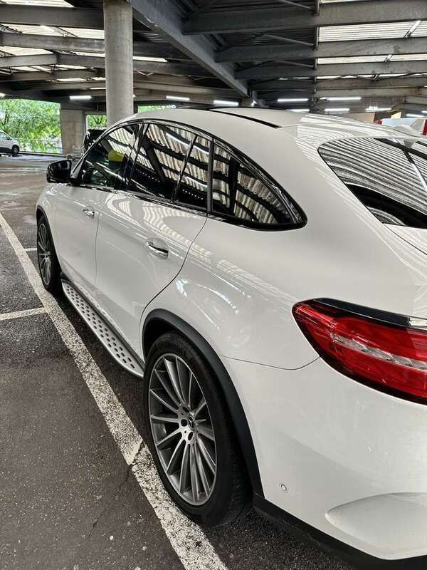 Weiß Gebraucht 2017 Mercedes GLE350 SUV | 43.500 € - Bild 1/4