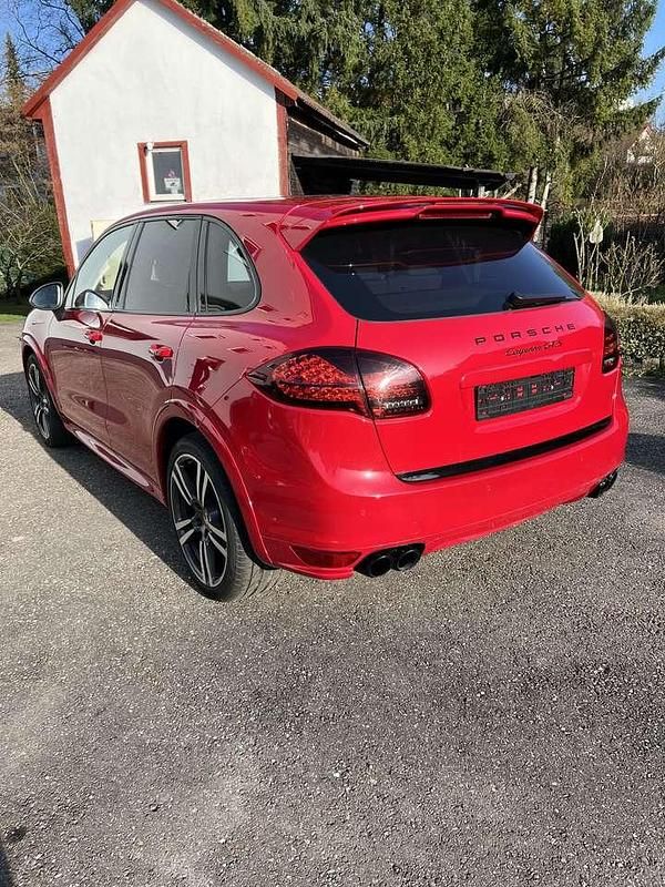 Gebraucht Porsche Cayenne GTS 420 PS (308 kW) 2012 Rot SUV
