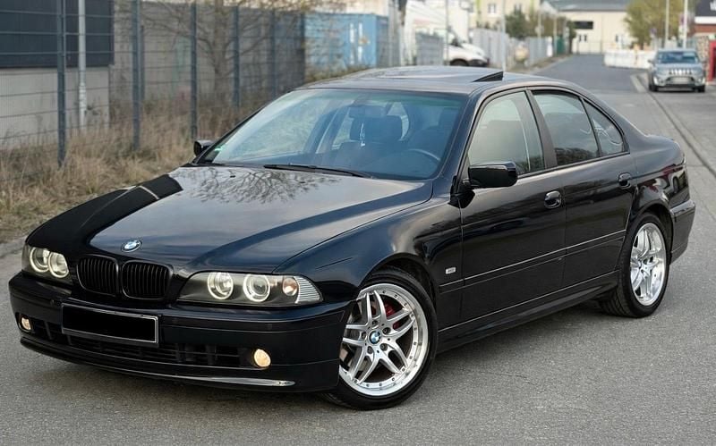 Second-hand BMW 525 192 CP (141 kW) 2002 Negru Berlinǎ