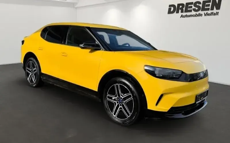 Używany Ford Capri Premium 250 kW (340 KM) 2025 Żółty SUV