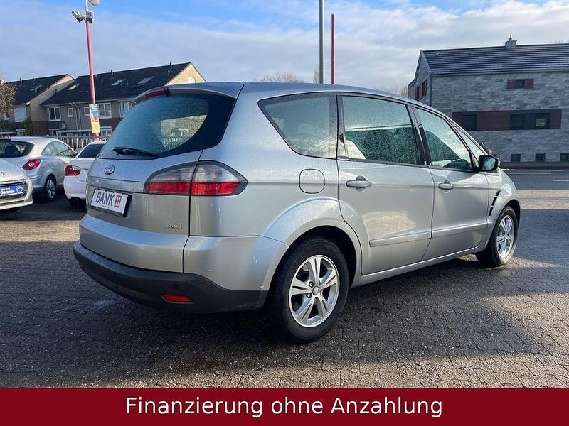 Gebraucht Ford S-MAX Trend 131 PS (96 kW) 2007 Silber Van / Kleinbus