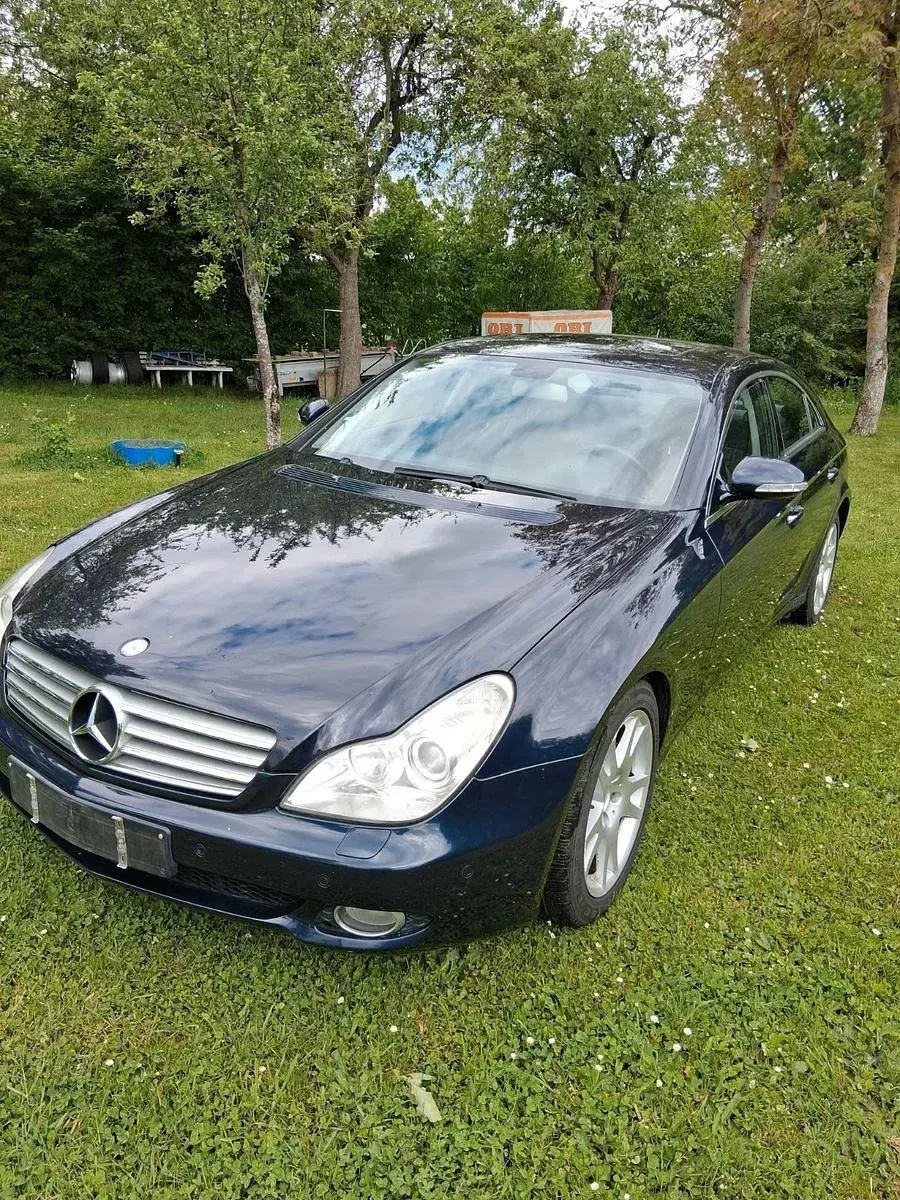 Gebraucht Mercedes CLS350 292 PS (214 kW) 2007 Violett Limousine
