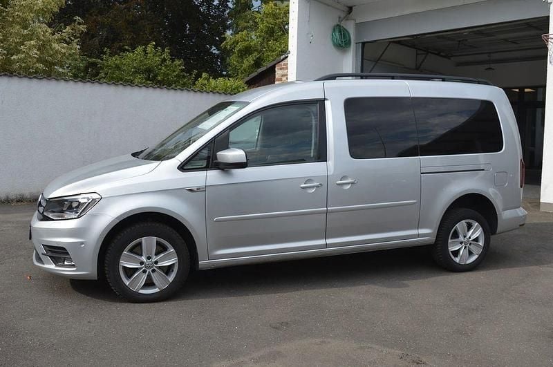 Silber Gebraucht 2018 VW Caddy Maxi Van / Kleinbus | 14.790 € (Fairer Preis) - Bild 1/4