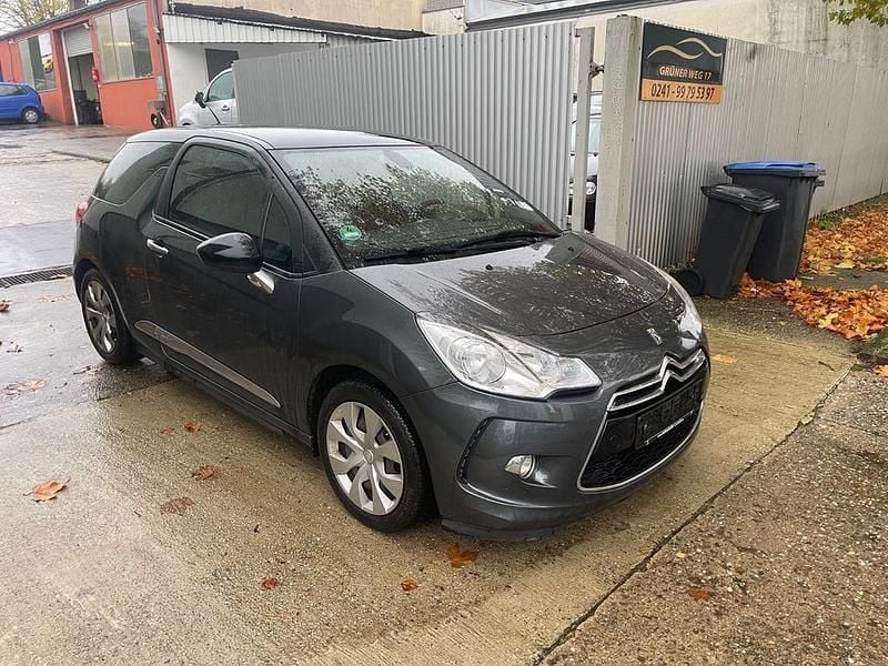 Gebraucht Citroën DS3 So Chic 92 PS (67 kW) 2013 Schwarz Kleinwagen