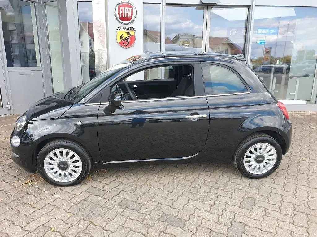 Gebraucht Fiat 500 Dolcevita 69 PS (50 kW) 2024 Schwarz Limousine
