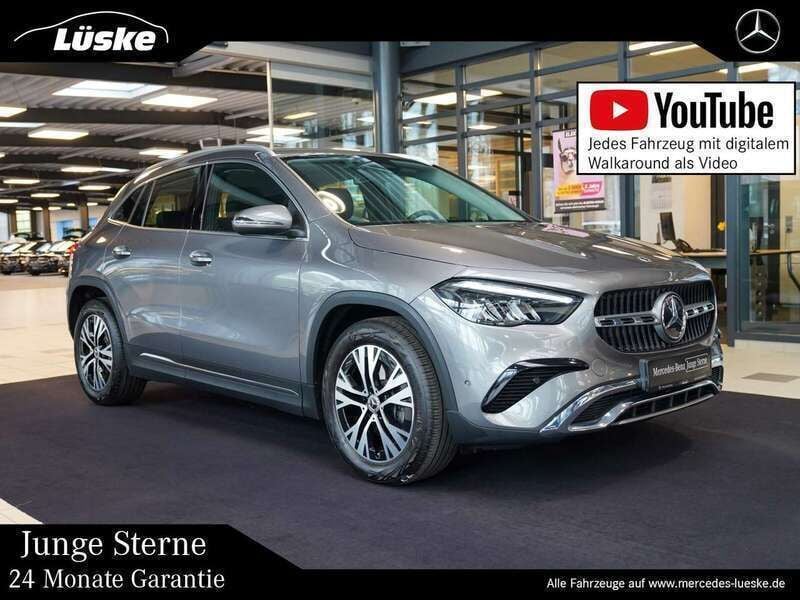 Grau Gebraucht 2024 Mercedes GLA180 Progressive SUV | 39.900 € (Teuer) - Bild 1/4