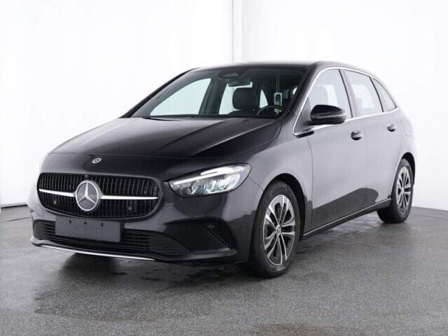 Schwarz Gebraucht 2023 Mercedes B200 Van / Kleinbus | 26.990 € (Fairer Preis) - Bild 1/4