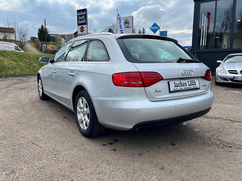 Gebraucht Audi A4 Ambiente 160 PS (117 kW) 2010 Silber Kombi