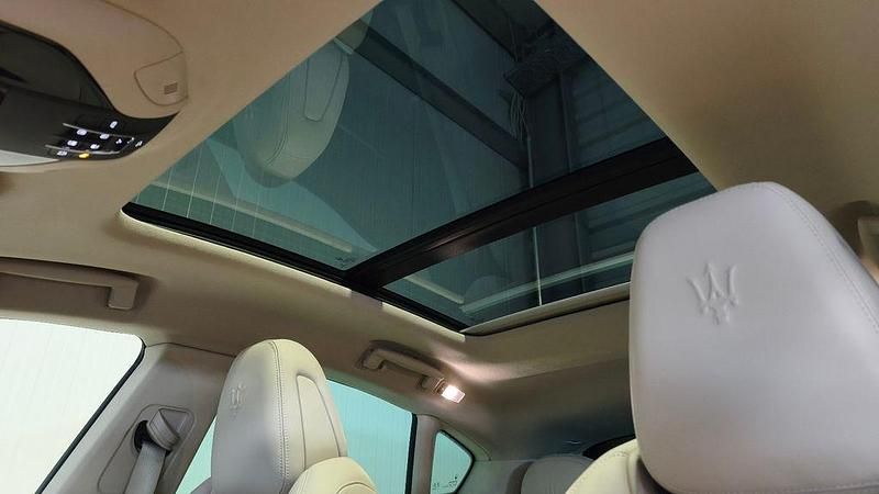 Gebraucht Maserati Levante 349 PS (256 kW) 2020 Schwarz SUV