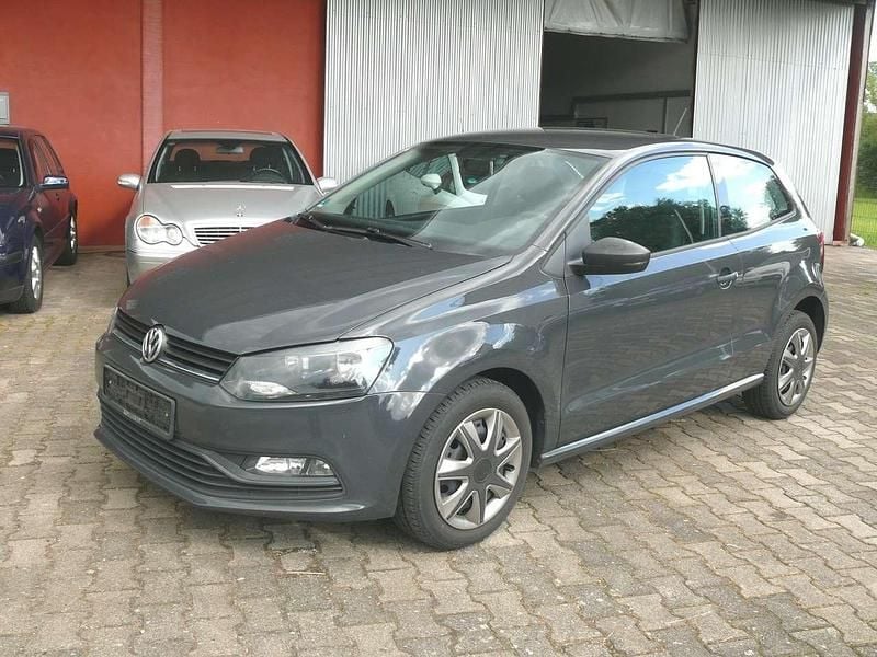 Uranograu/cinza urano Gebraucht 2014 VW Polo Trendline Kleinwagen | 2.900 € (Fairer Preis) - Bild 1/4