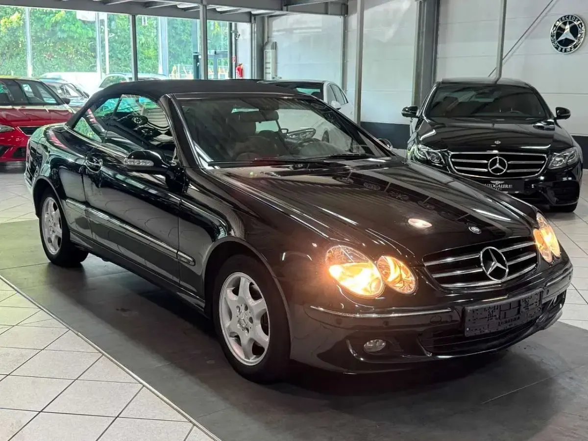 Gebraucht Mercedes CLK200 163 PS (119 kW) 2006 Obsidianschwarz  metalliclack Cabrio