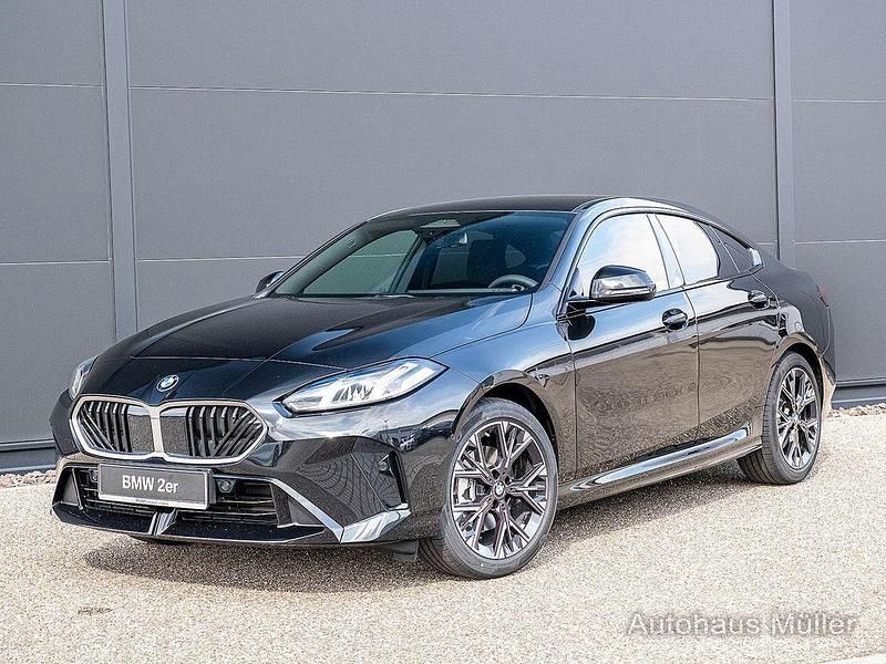 Neu BMW 216 Shadowline 122 PS (89 kW) 2025 Blau Coupé